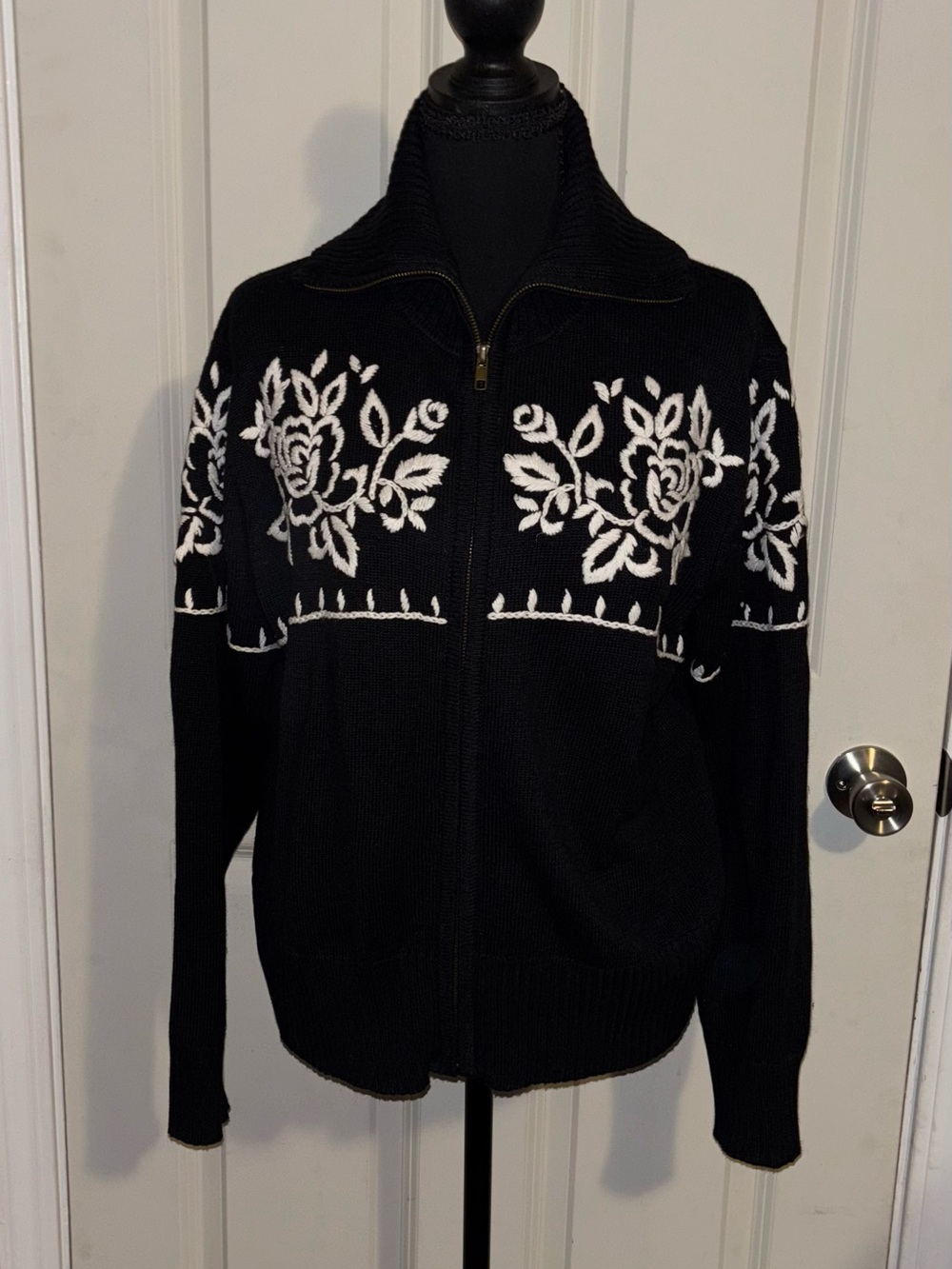 Tiara Black Zip-Front Cardigan with White Floral Motif